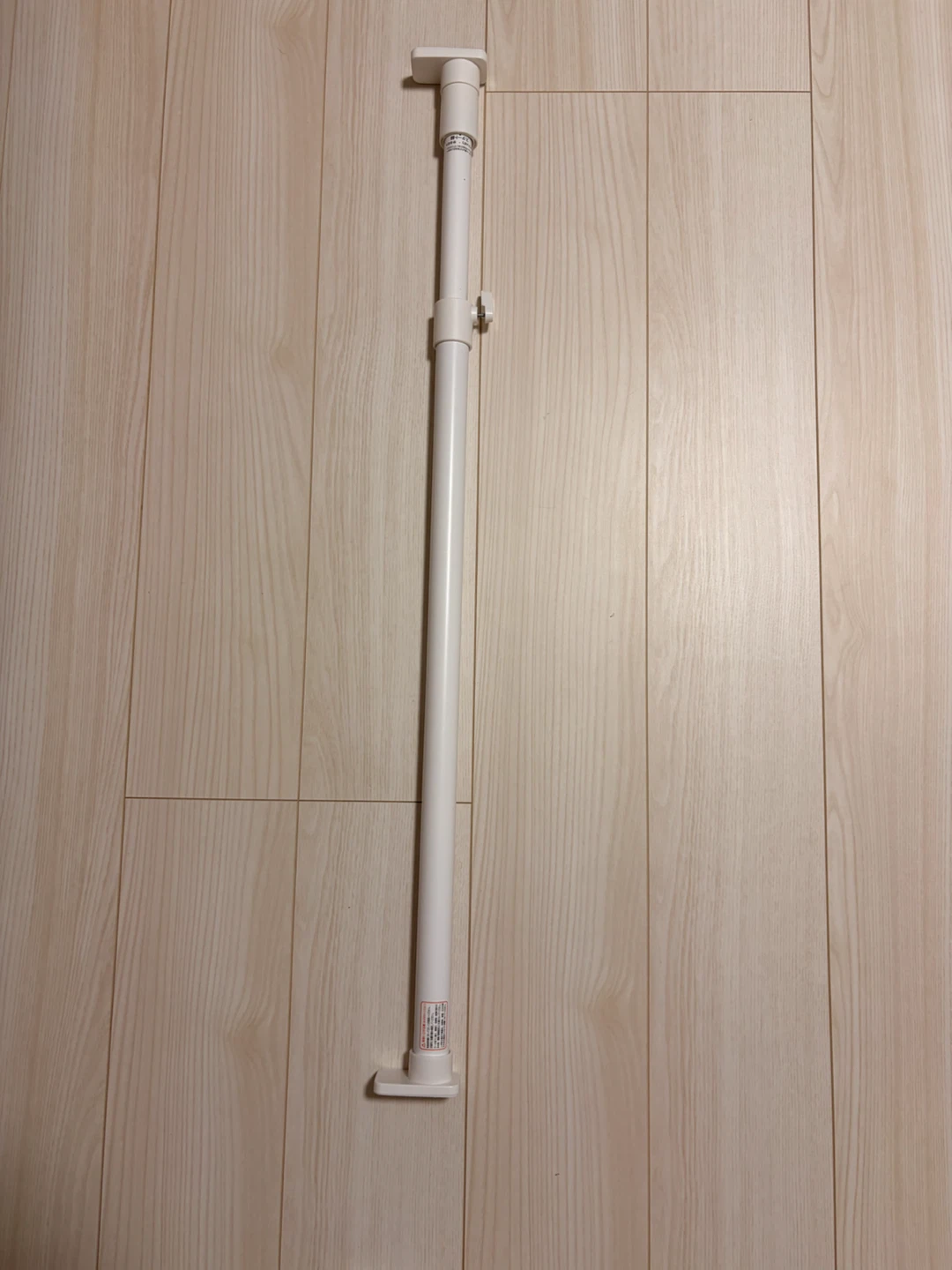 家具転倒防止突っ張り棒 ホワイト美品