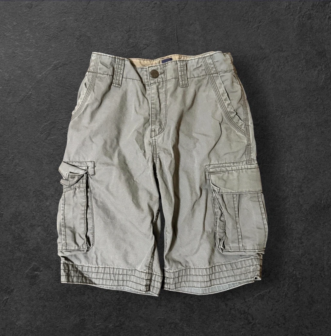 90s old GAP cargo shorts