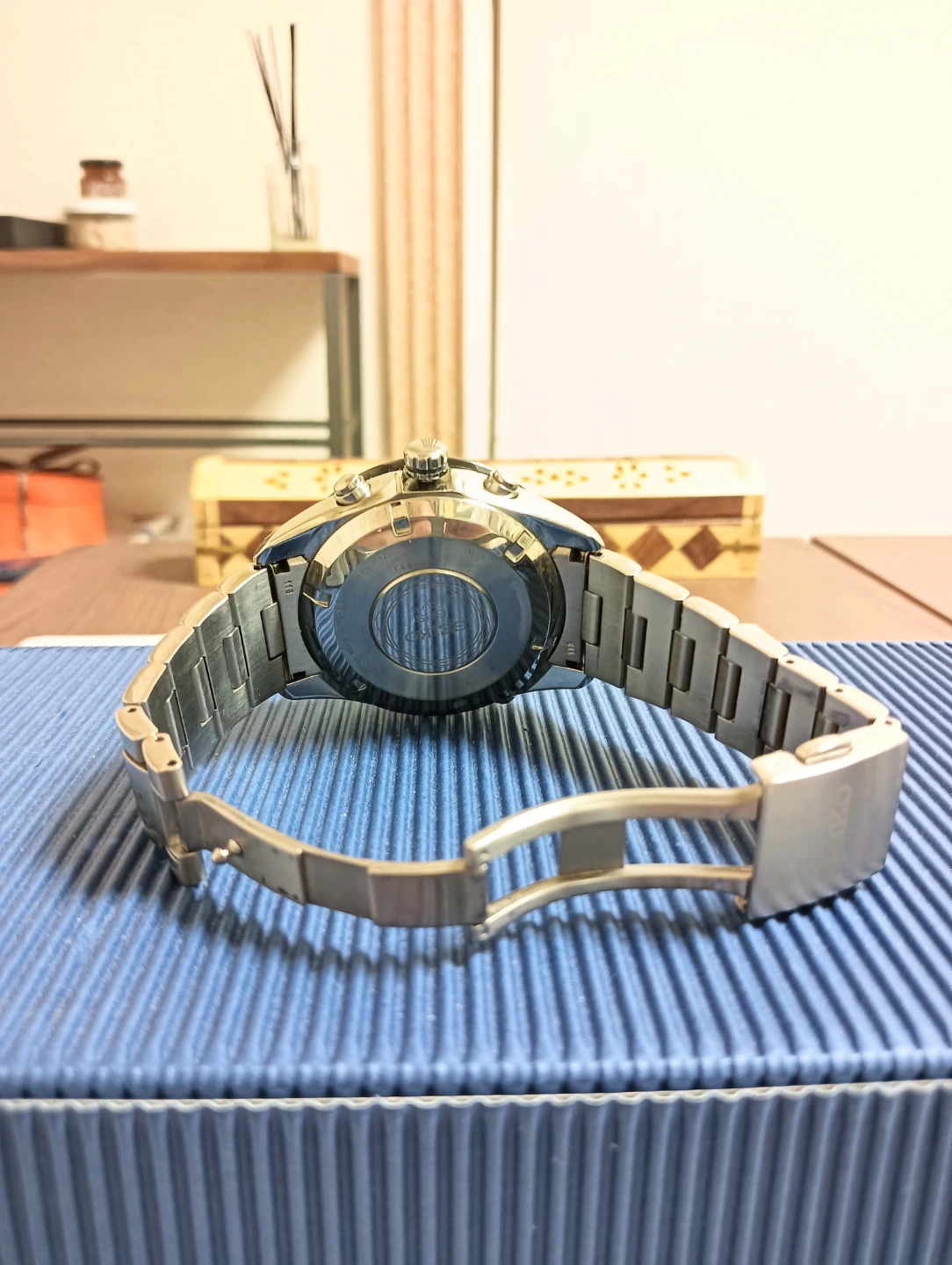 美品。SEIKO セイコー アストロン 電波GPS チタン&セラミック 腕時計の写真4枚目