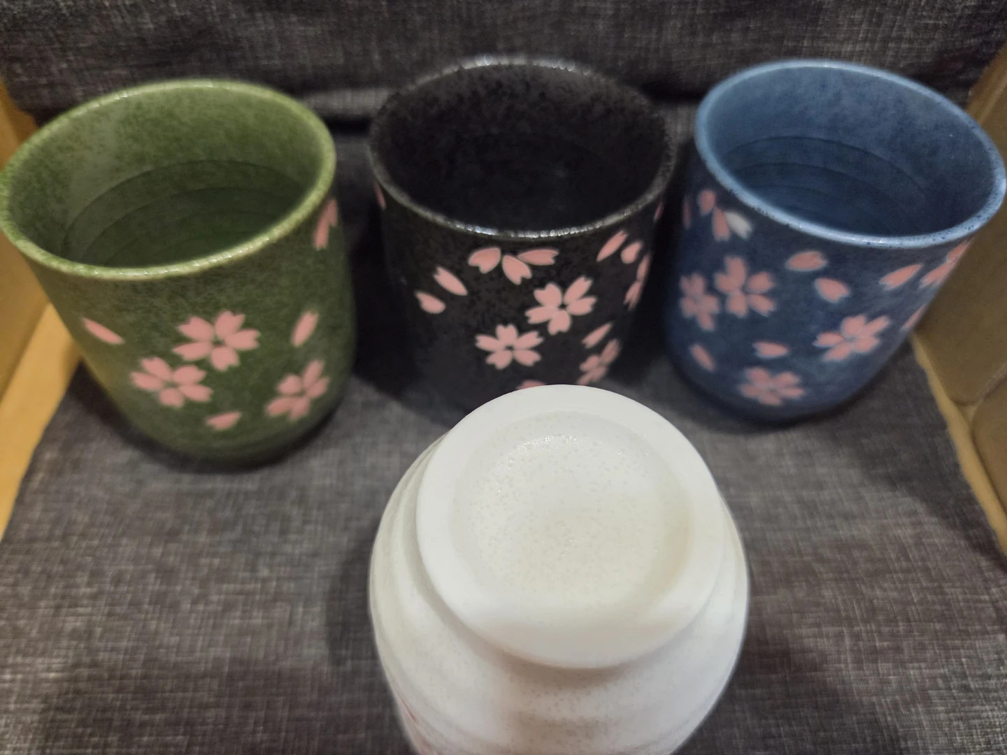 桜柄 湯呑み 4個セットの写真2枚目