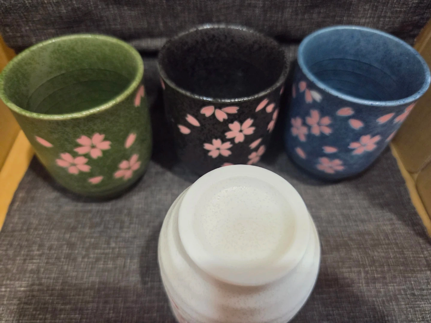 桜柄 湯呑み 4個セットの写真2枚目