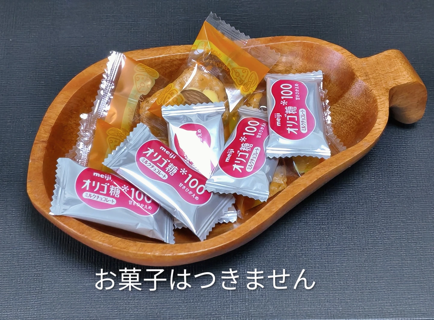 木製の皿　未使用品箱入り　10個
