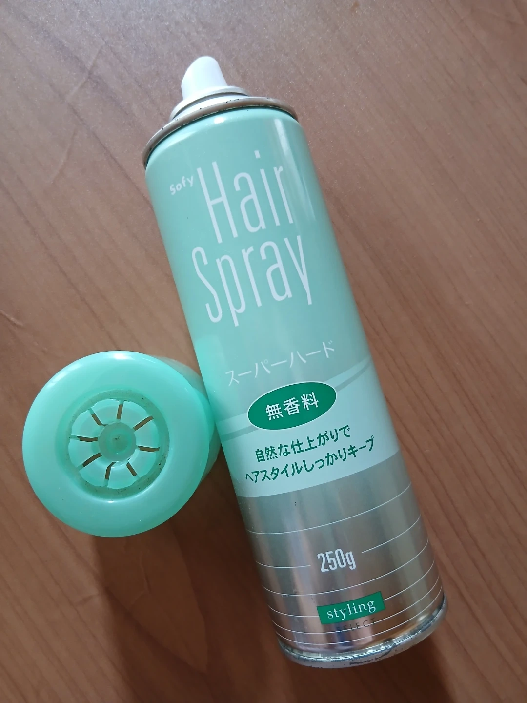 ソフィー スタイリングヘアスプレー スーパーハード 250gの写真3枚目
