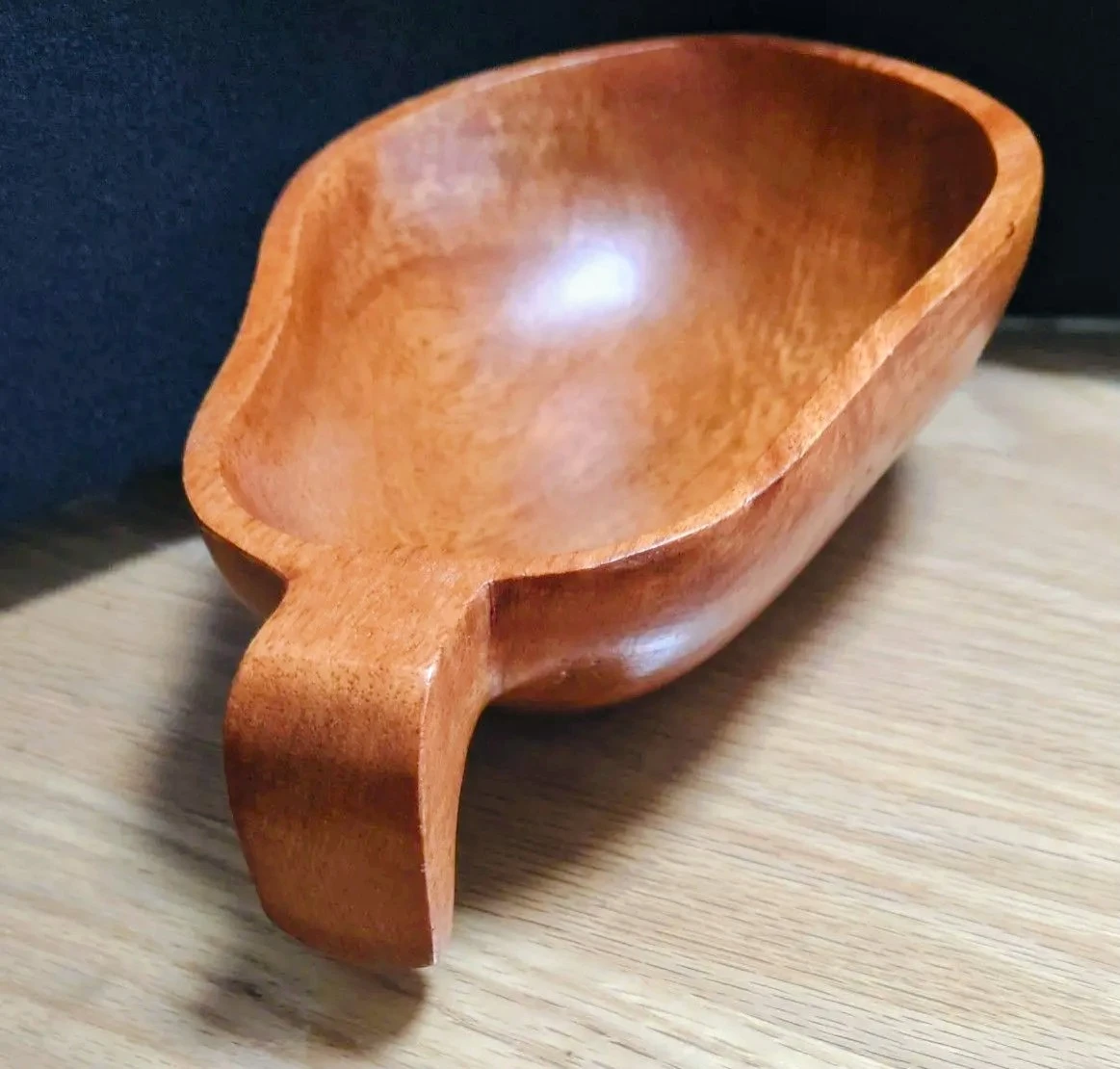 木製の皿　未使用品箱入り　10個の写真2枚目