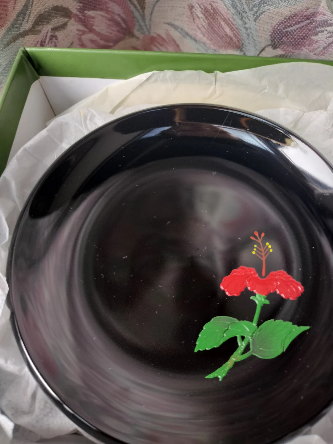 沖縄伝統工芸品琉球漆器 小皿５枚＆フォーク5本セット ハイビスカス柄オマケ付き❢の写真5枚目