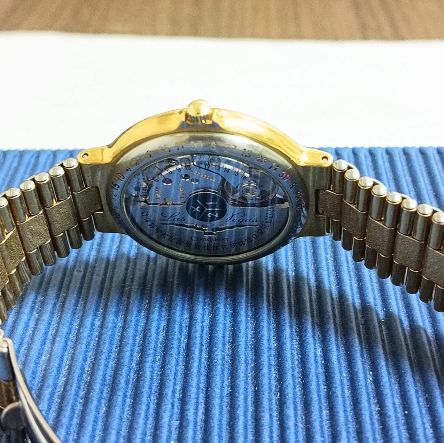 非常に稀少品。LONGINES  ラスベガス 名機Cal990.1搭載 自動巻きデイト 腕時計の写真6枚目