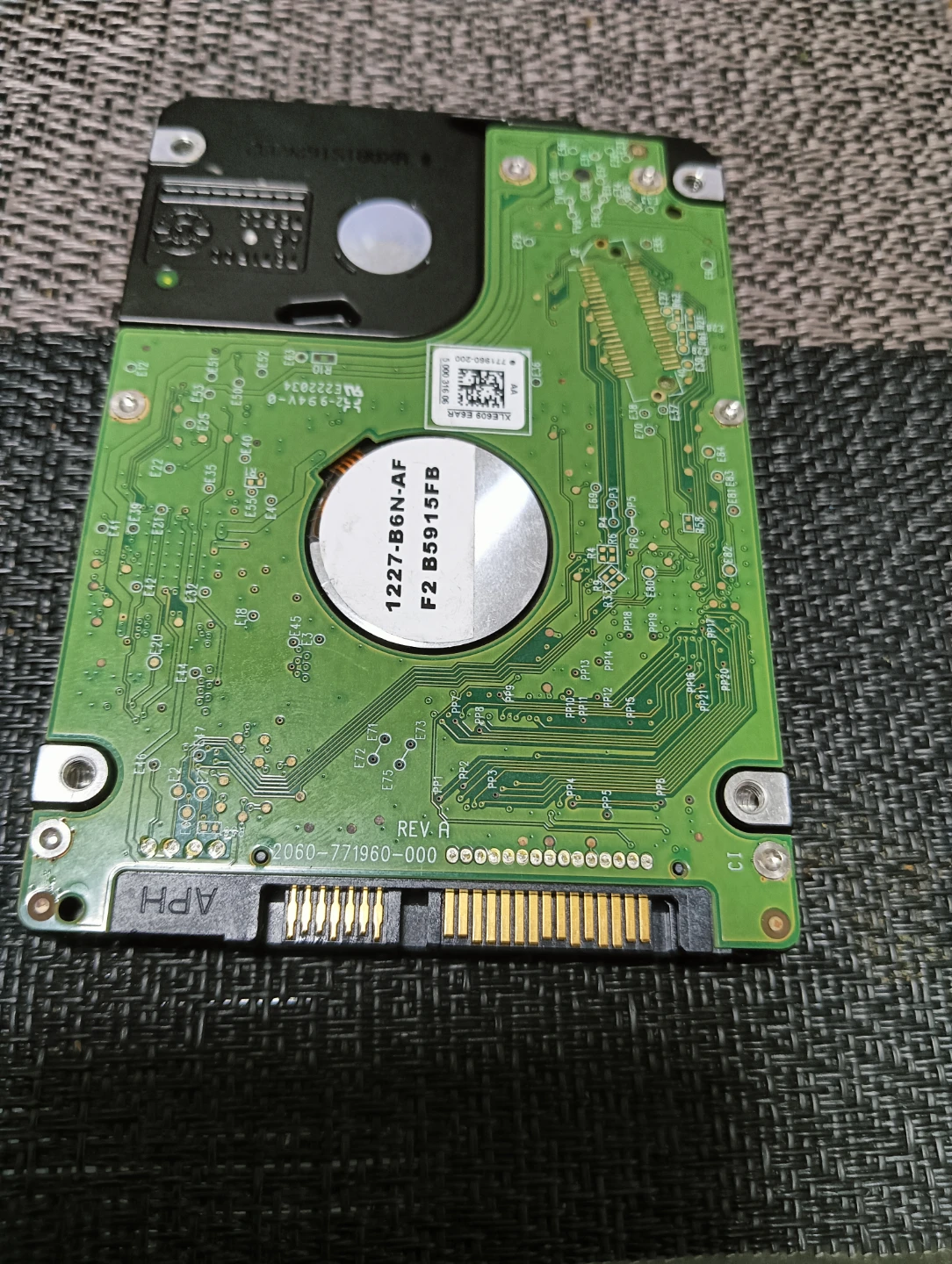 WD Blue 1TB HDD WD10JPVXの写真2枚目