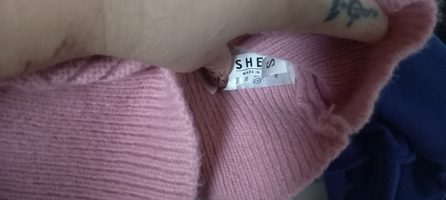 シーイン ピンク ニットカーディガン Sサイズの写真3枚目