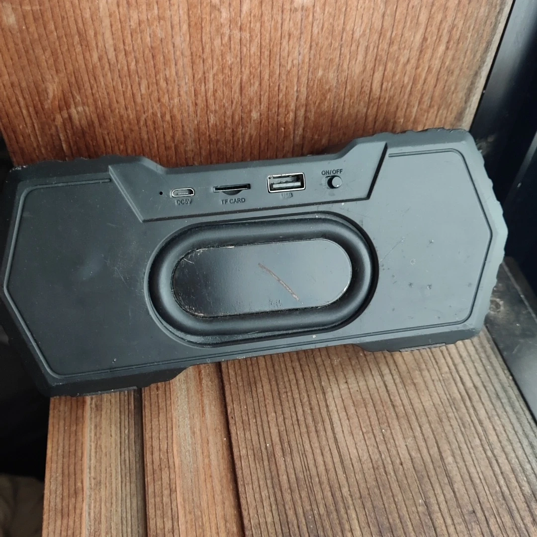 Bluetoothスピーカー X-80 黒の写真4枚目