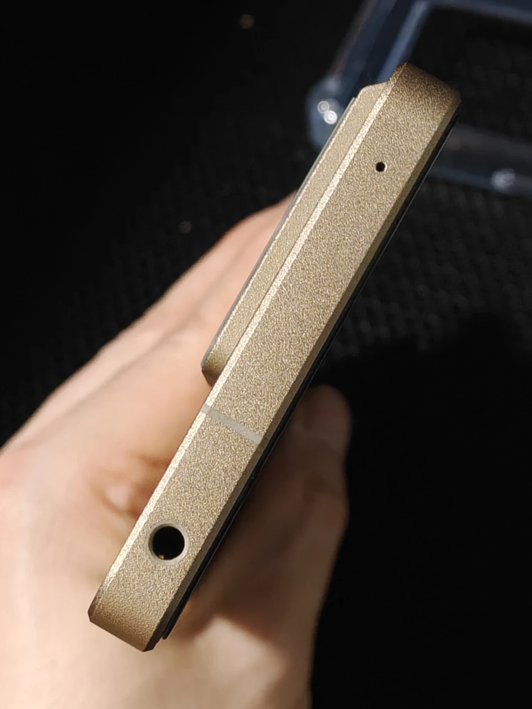 【Sony Xperia 1 VIII 256GB Native Gold】の写真6枚目