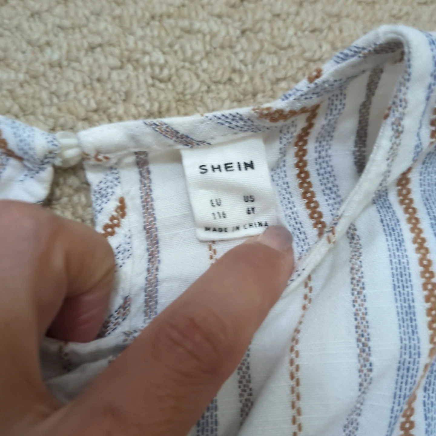 SHEIN ストライプワンピース 116cmの写真3枚目
