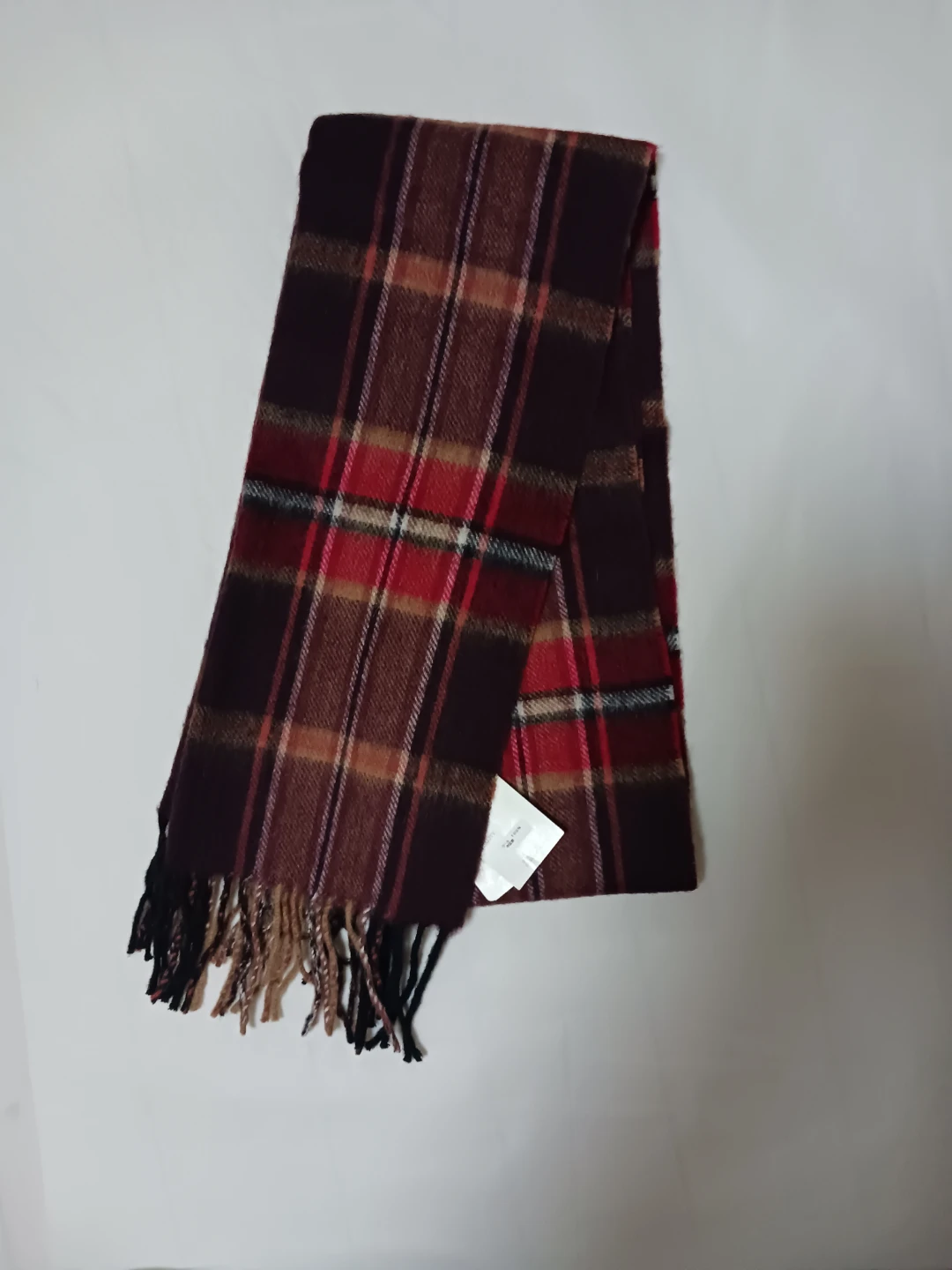 新品✨😍✨ウ－ル100%広げると倍の幅に成る😃💕チェック柄 マフラー フリンジ付き定価9,800円