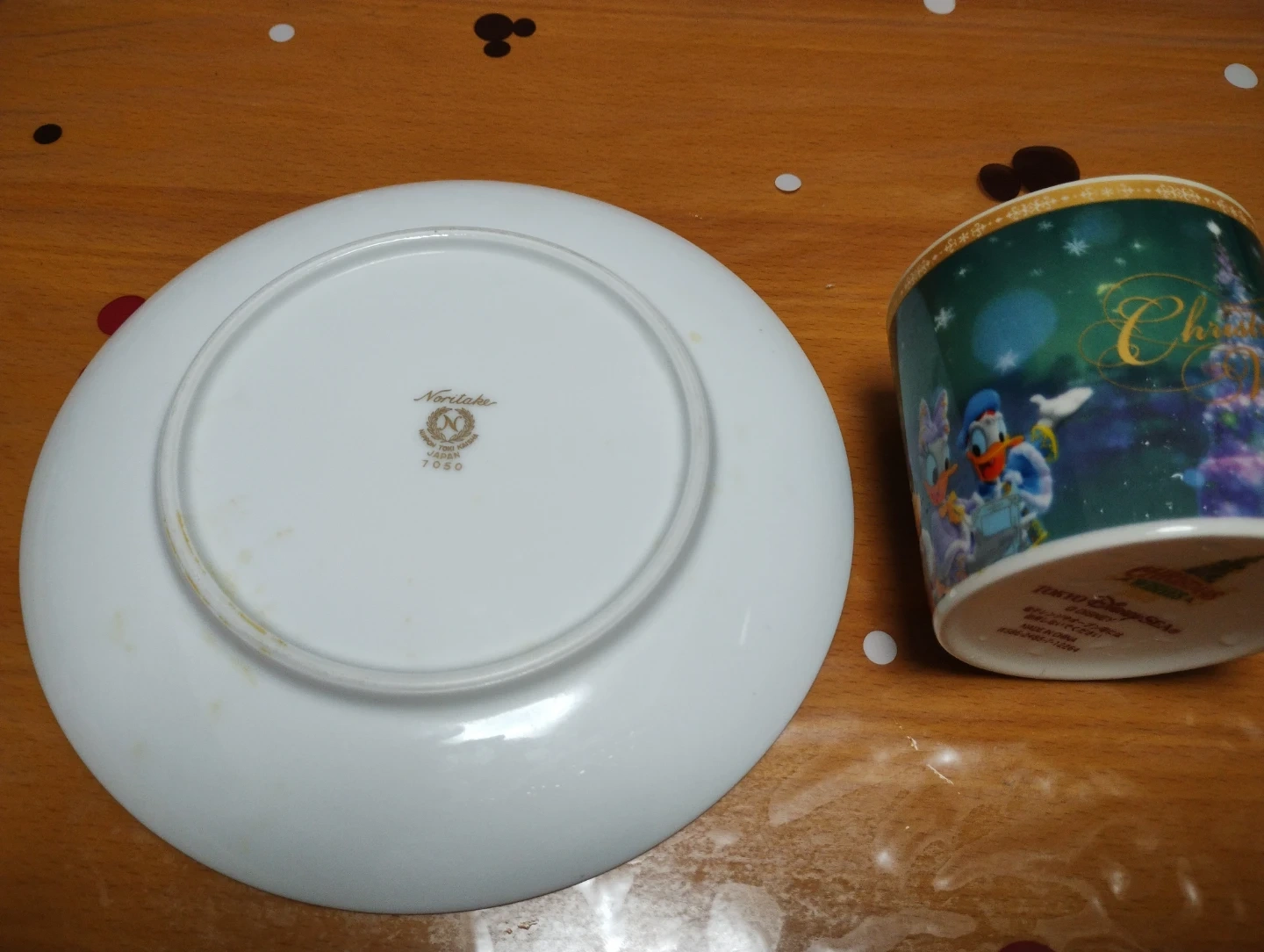 ノリタケ でプレート他 食器セット ディズニーコップの写真5枚目