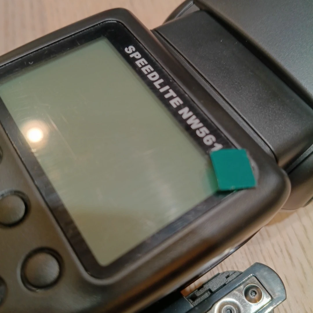 ニーワー スピードライト NW561 フラッシュの写真7枚目