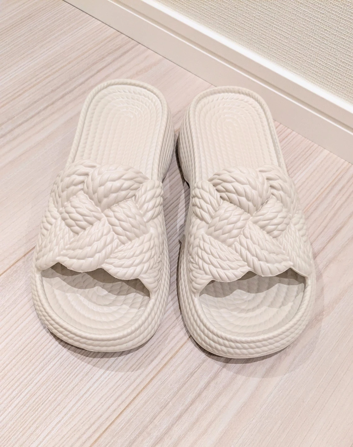 ◇ サンダル  厚底  室内サンダル