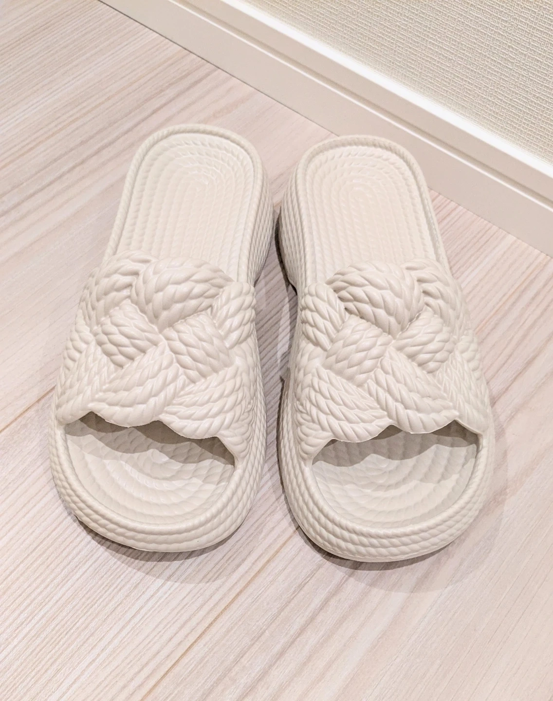 ◇ サンダル 厚底 室内サンダル