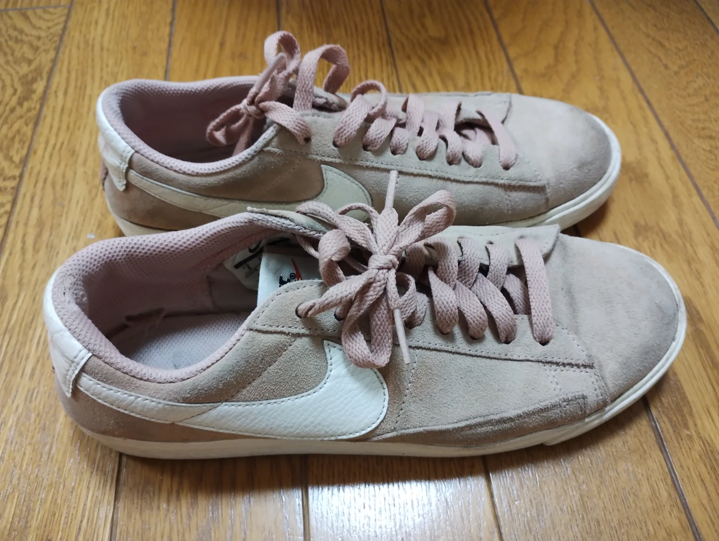美品★ナイキ NIKE　スニーカー ピンク 25cmの写真7枚目
