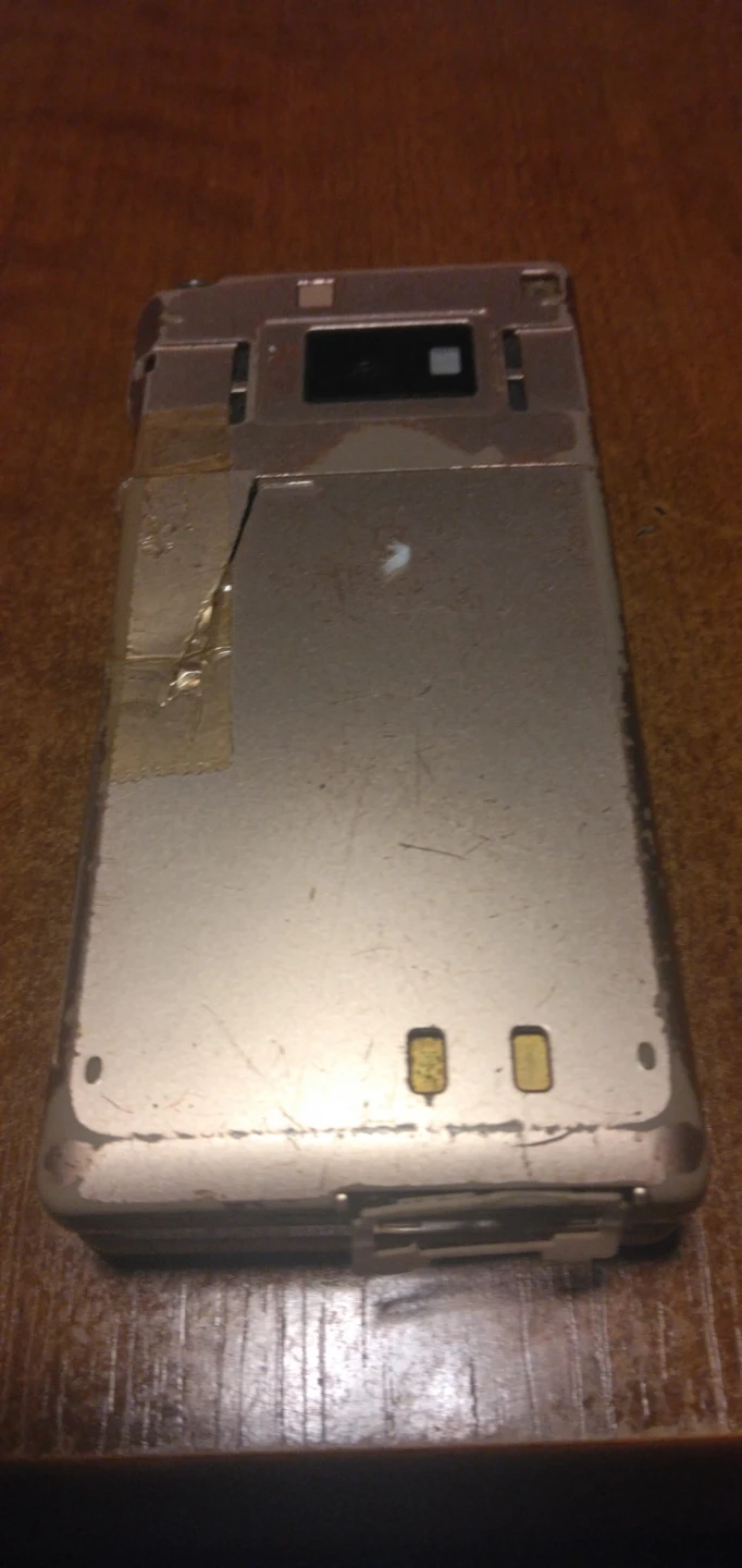 〔ジャンク品〕ガラケー　パナソニック P905iの写真3枚目