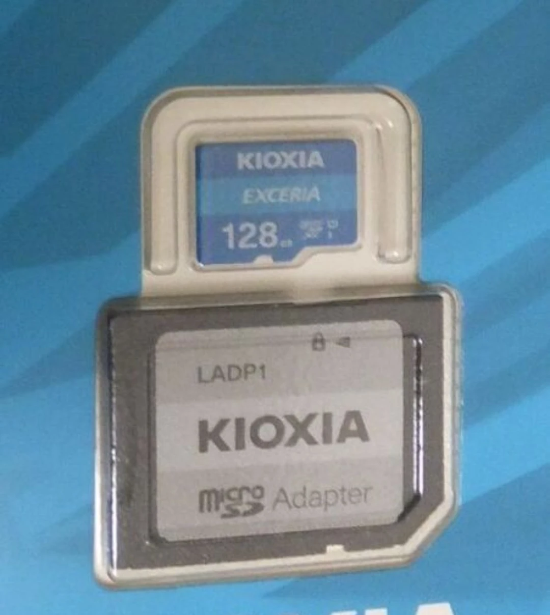 キオクシア　128G