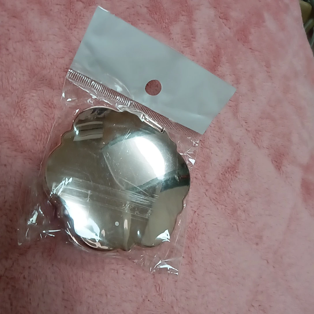 ローズモチーフ コンパクトミラーの写真2枚目
