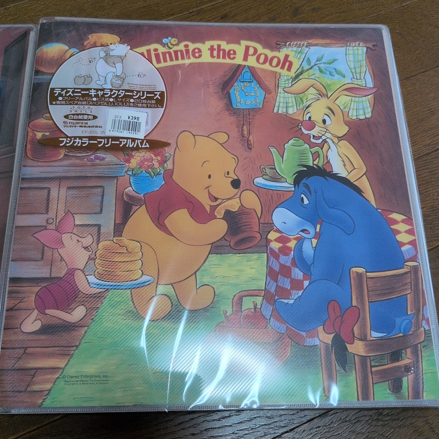 ディズニー　アルバム２冊の写真3枚目