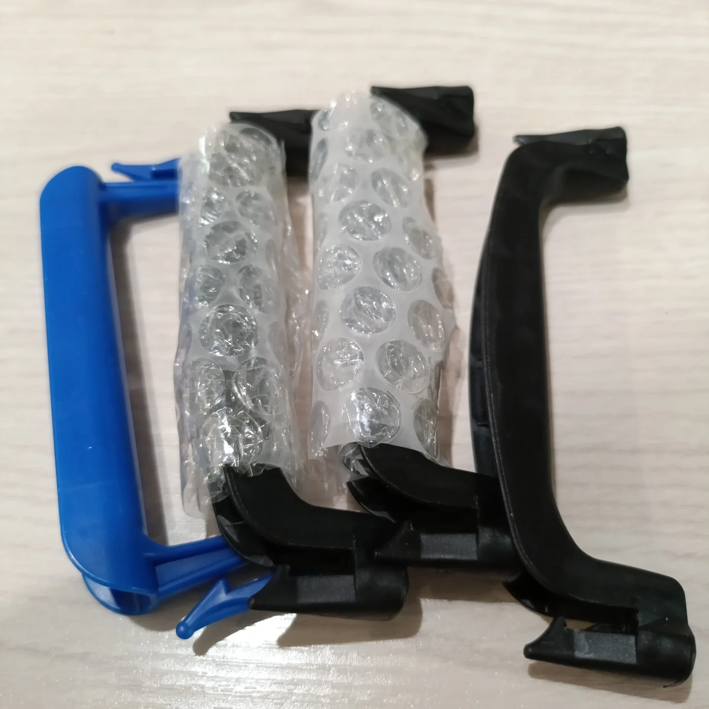 荷造り用取っ手の写真2枚目