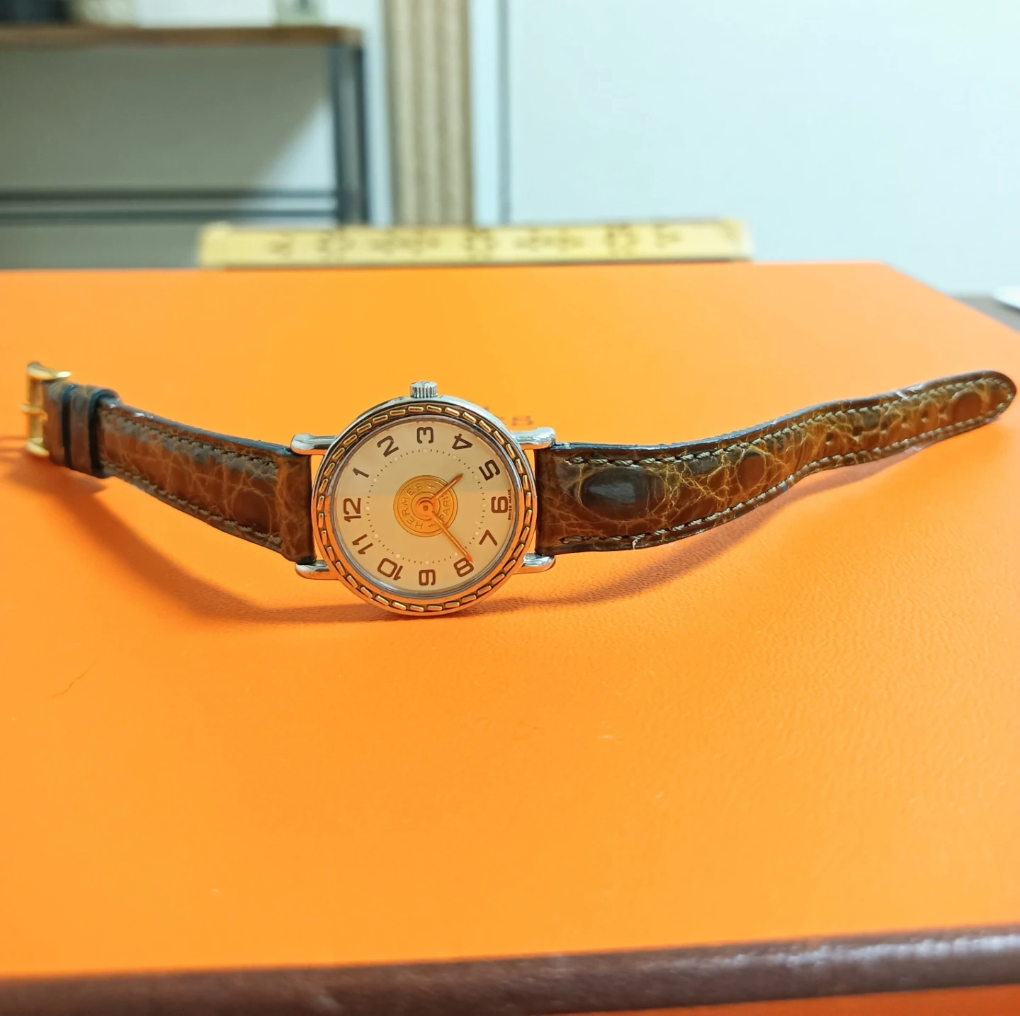 HERMES エルメス セリエ 腕時計 SE4.220の写真2枚目