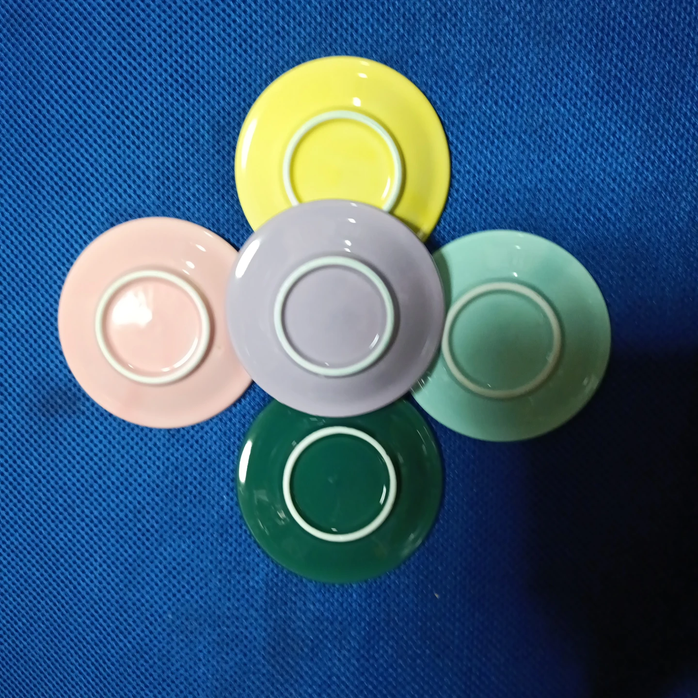 新品未使用のカラフル 小皿 5枚セットの写真2枚目