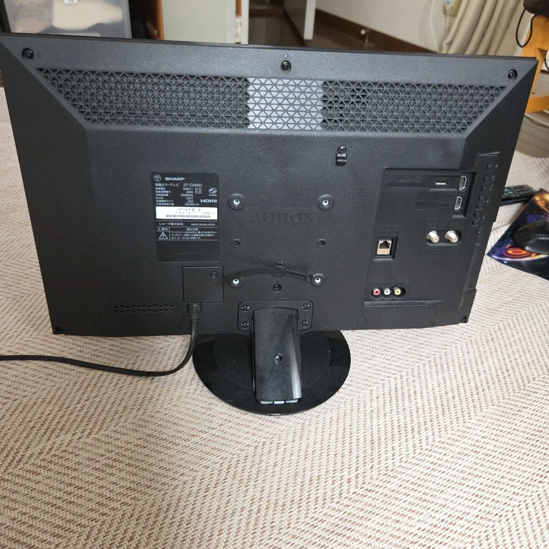 シャープ 24型 液晶テレビ 2T-C24ADジャンクの写真2枚目
