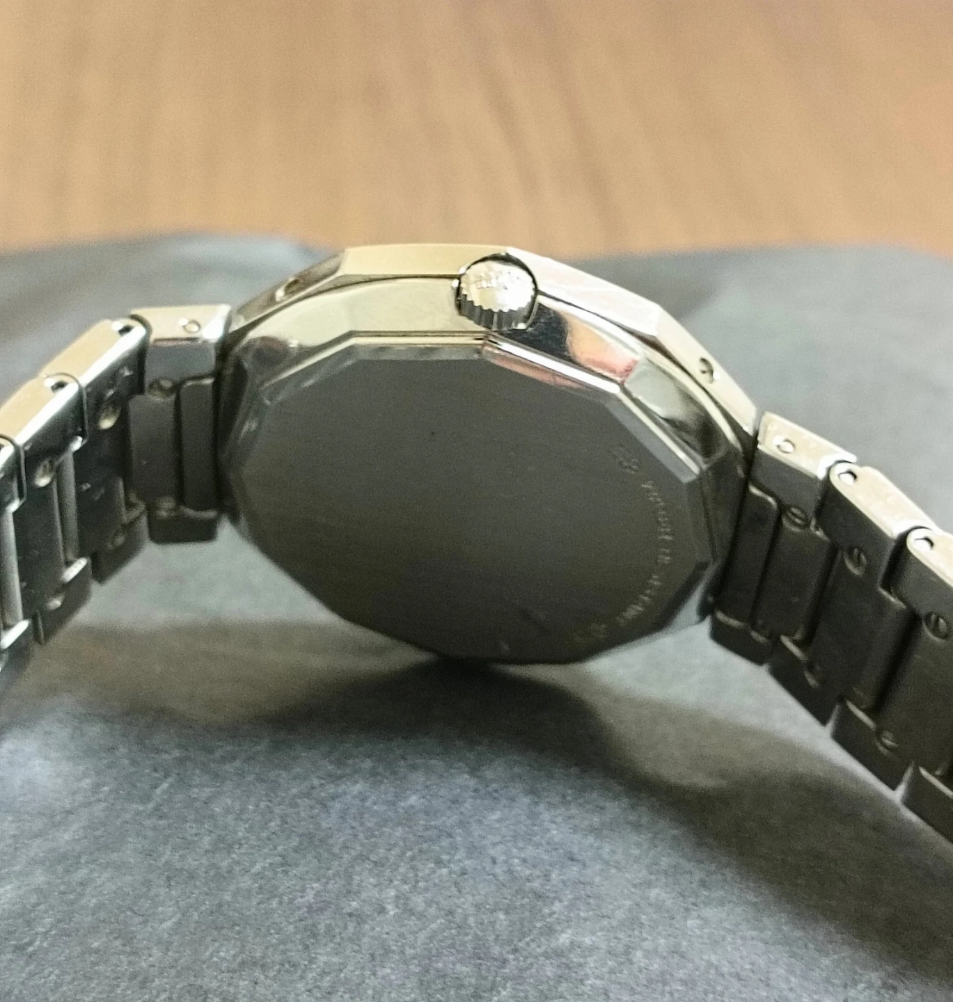 非常に美品。 CORUM コルム アドミラルズカップ メンズ 腕時計の写真9枚目