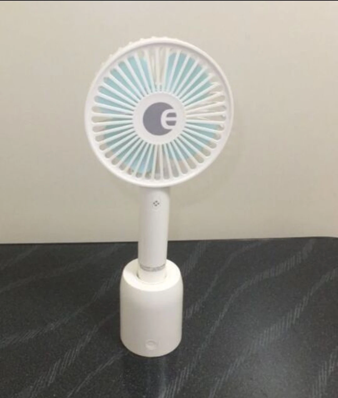 ハンディーファン　首振り機能　少し大きめ