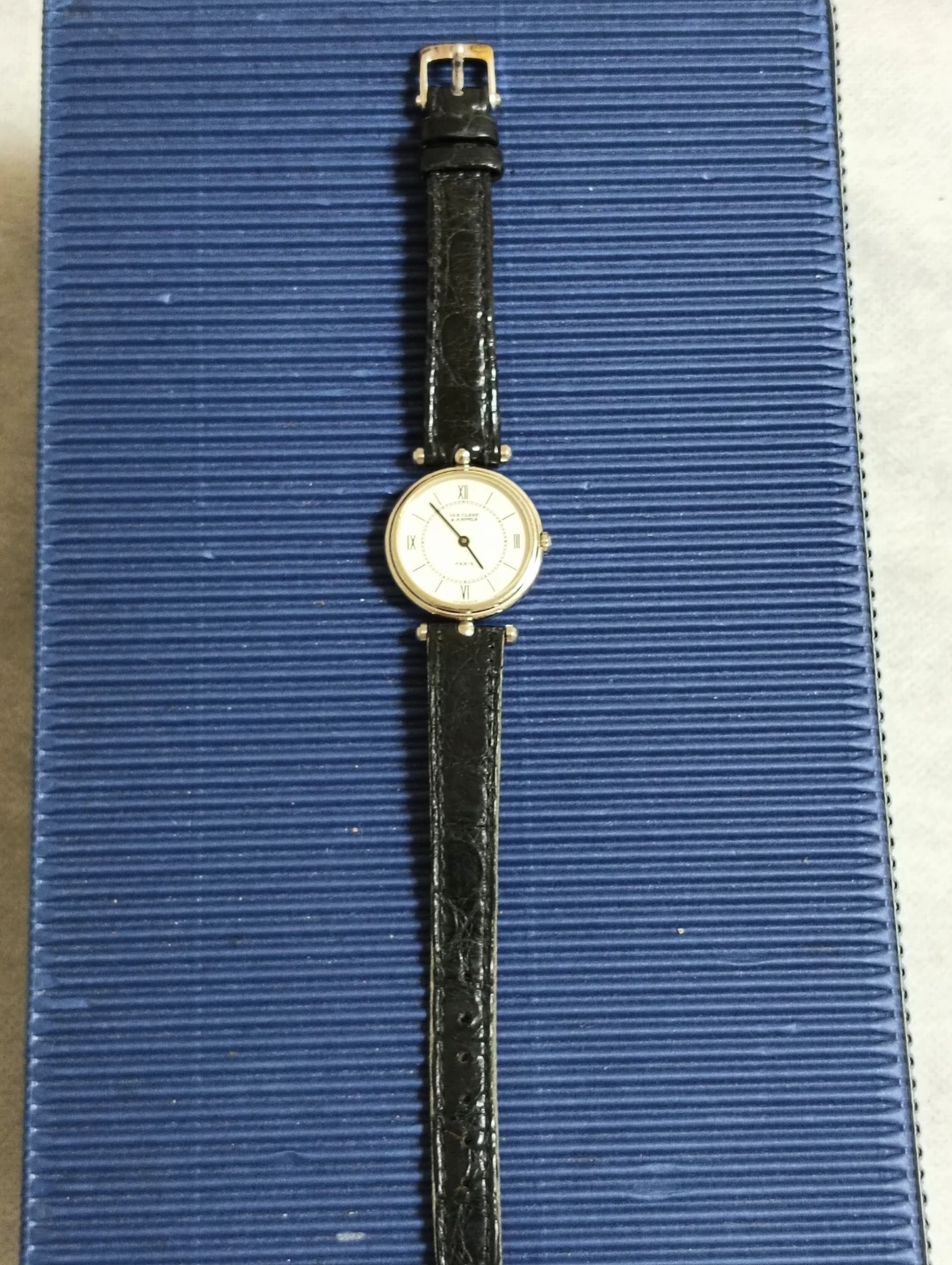 美品。Van Cleef & Arpels ヴァンクリーフ&アーペル 腕時計の写真5枚目