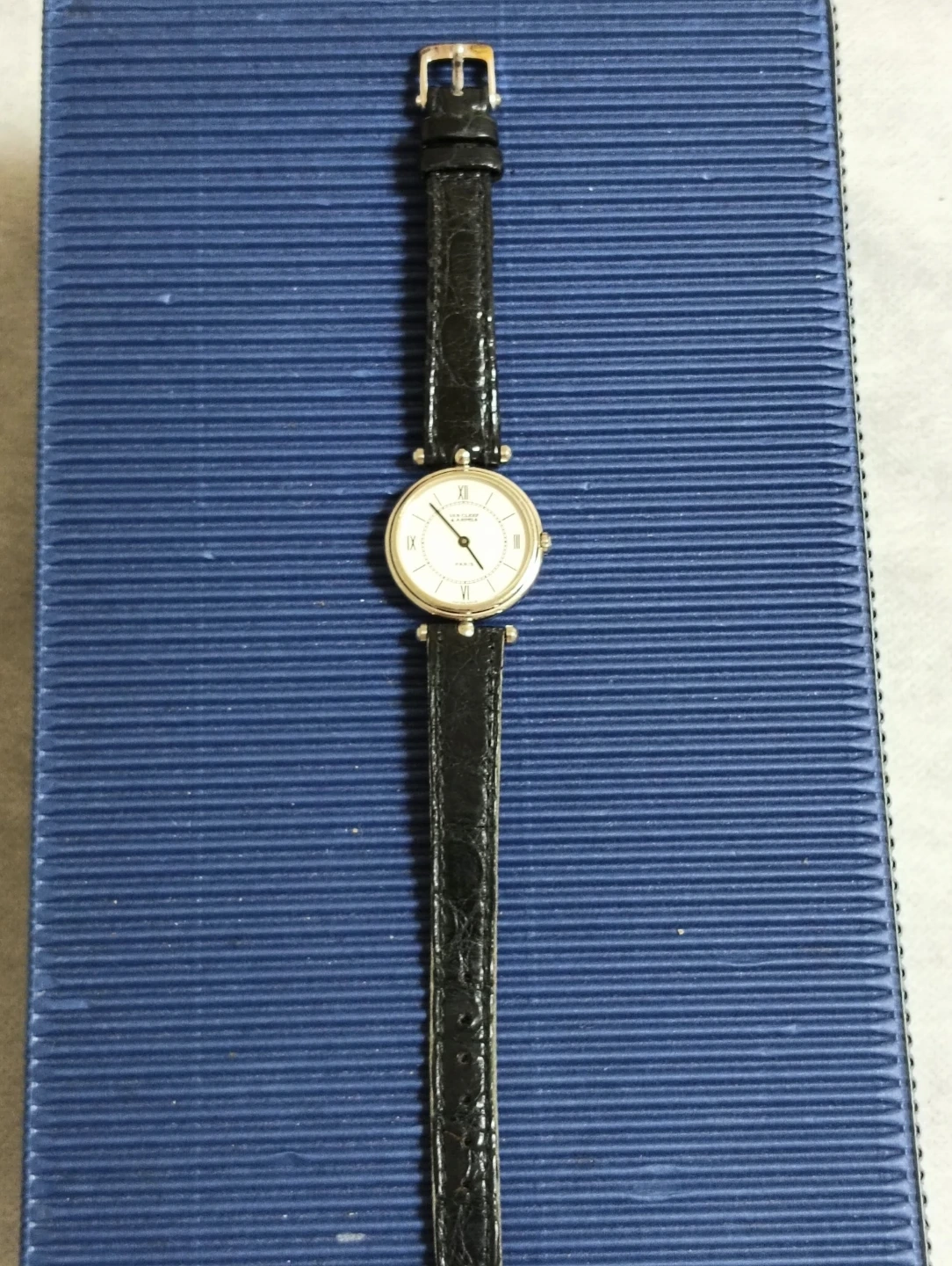 美品。Van Cleef & Arpels ヴァンクリーフ&アーペル 腕時計の写真5枚目