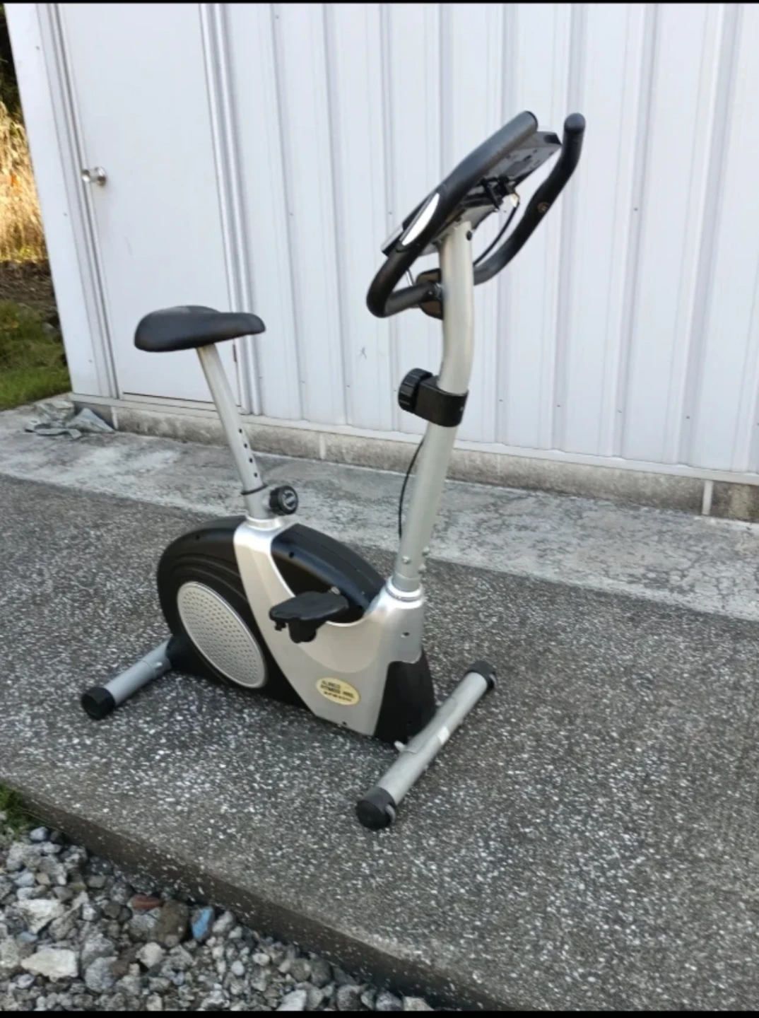 アルインコ フィットネスバイクの写真2枚目