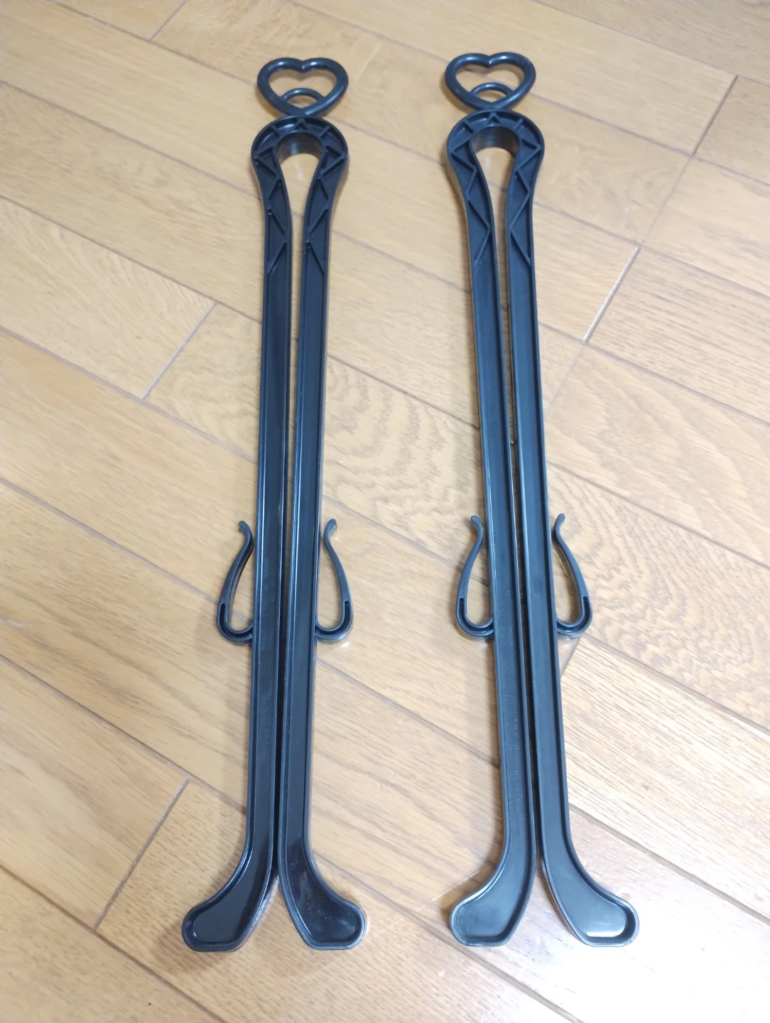 ブーツキーパー　ハート型フック付き ブーツハンガー 2本セット