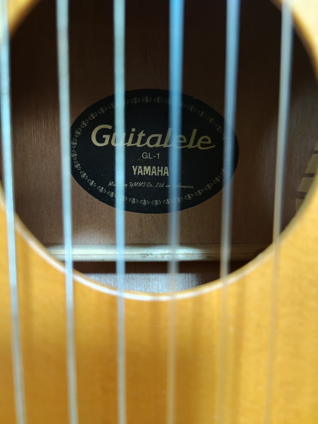 Yamaha Guitalele GL-1 専用ケース付きの写真3枚目