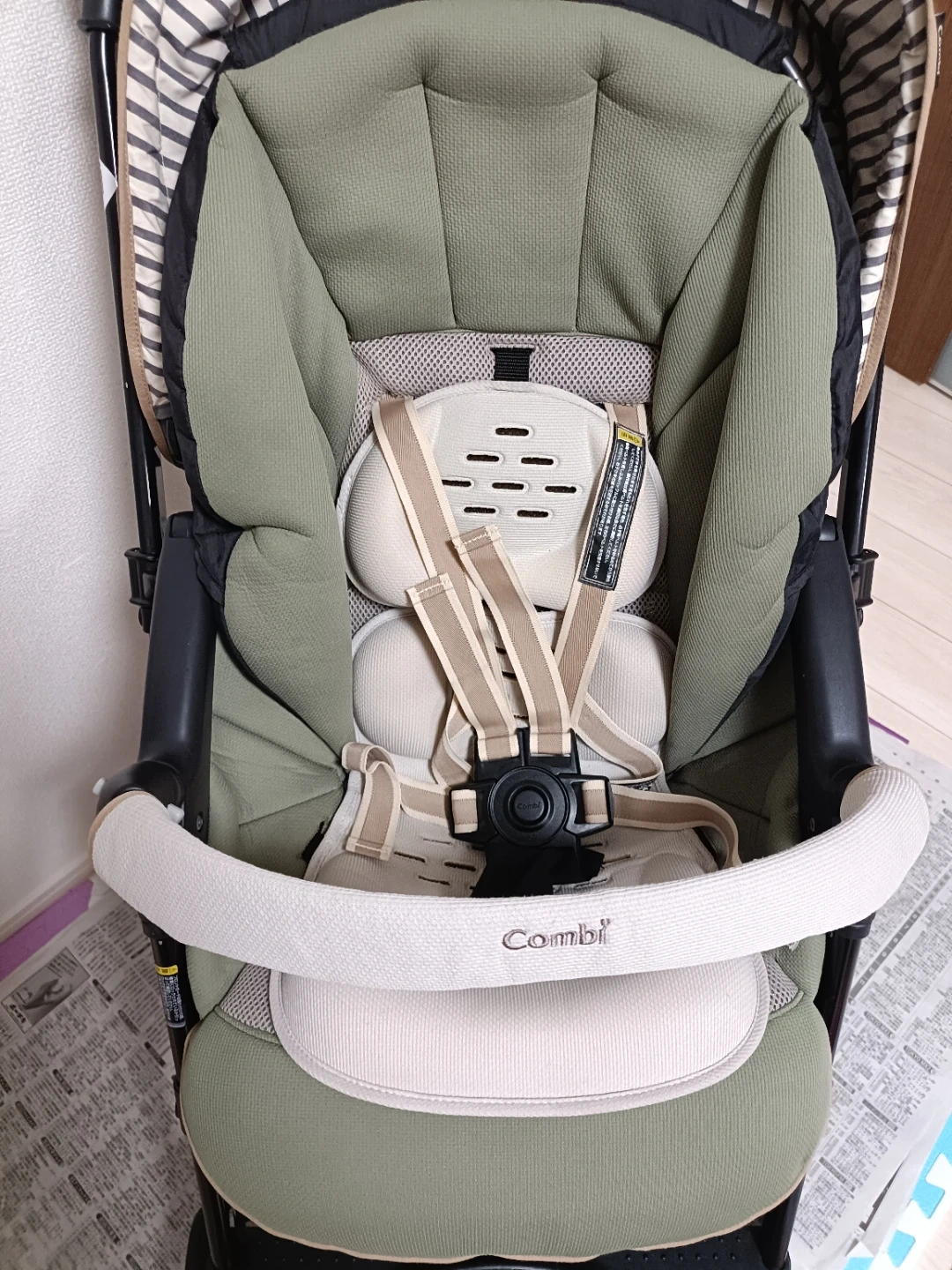 【コンビ】ベビーカー スゴカル4キャスCompactの写真2枚目