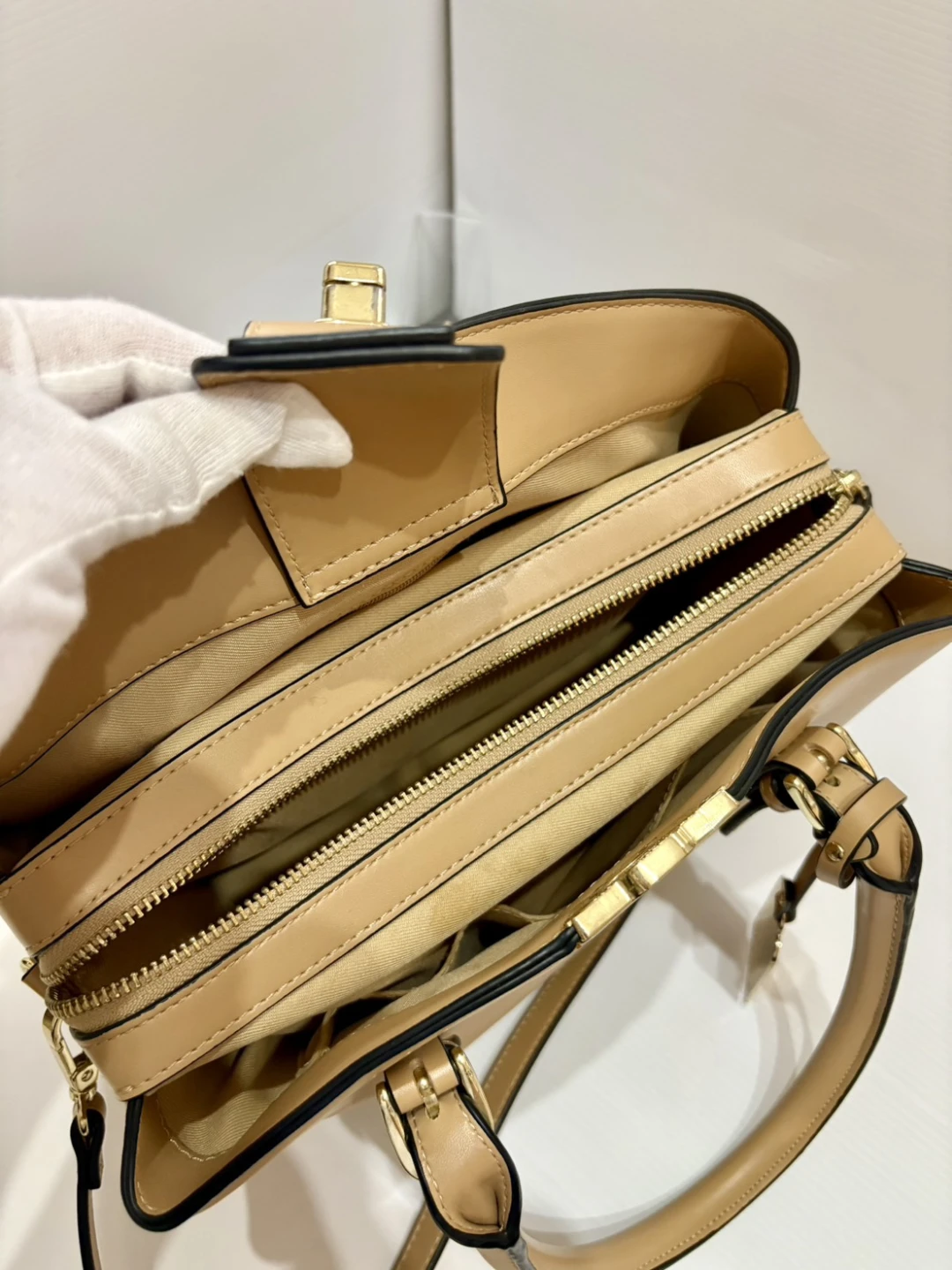 アンドシュエット 2WAYバッグ ベージュ ショルダーバッグ　委託品の写真4枚目