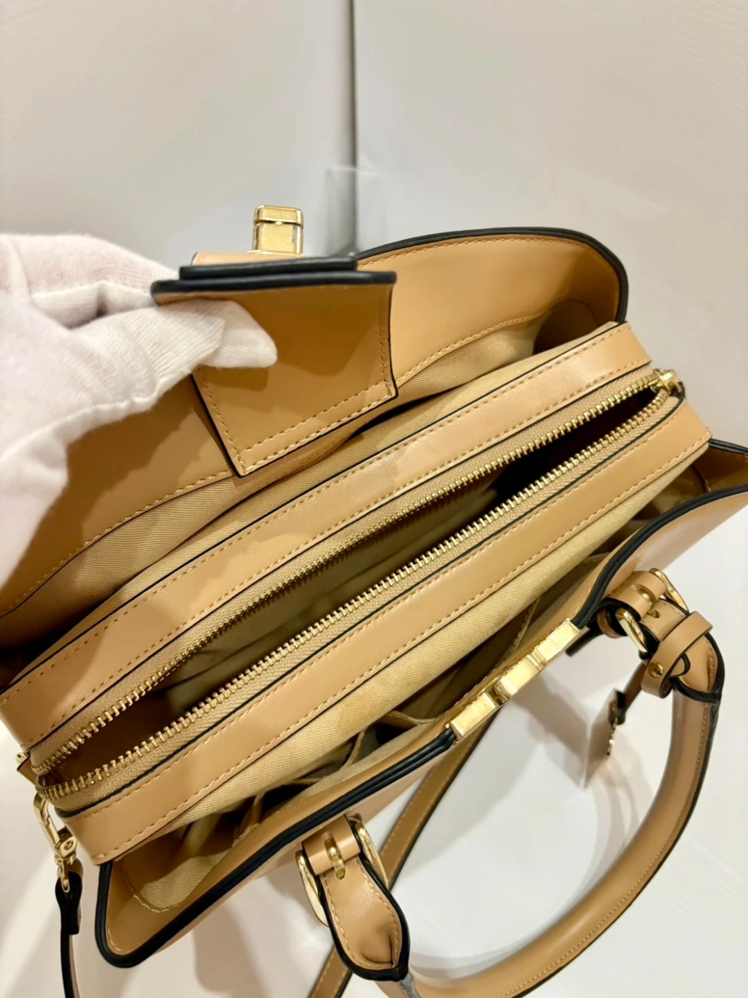 アンドシュエット 2WAYバッグ ベージュ ショルダーバッグ 委託品の写真4枚目