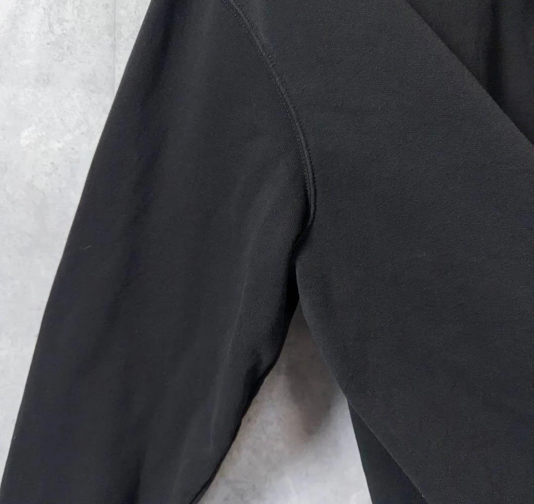 Carhartt パーカー ブラック 袖ロゴ XLの写真5枚目