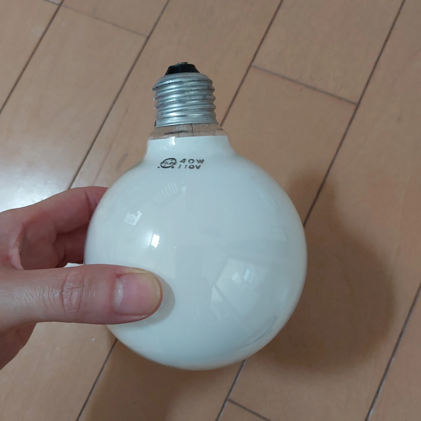 パナソニック パルックボール 100形 電球色 プラスおまけちきの写真7枚目