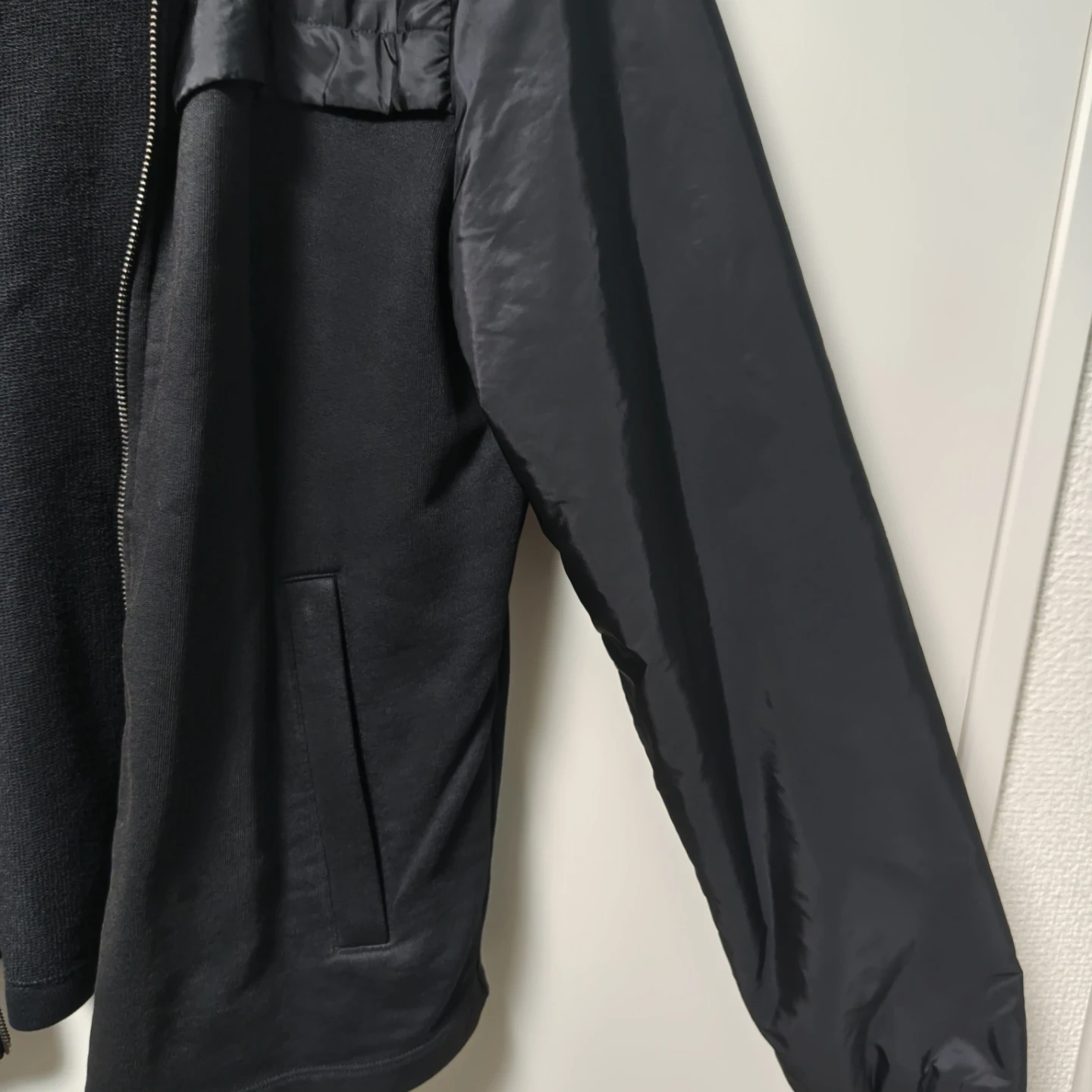 PRADA SPORT ナイロン ジャケット 黒 M フード付き プラダスポーツの写真3枚目