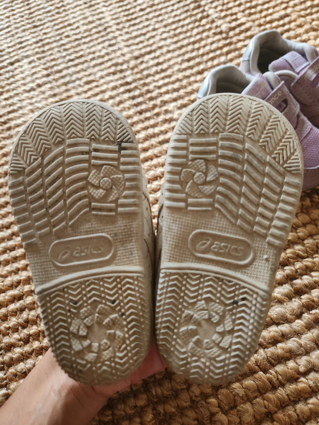 ASICS、ニューバランス　１２センチの写真2枚目
