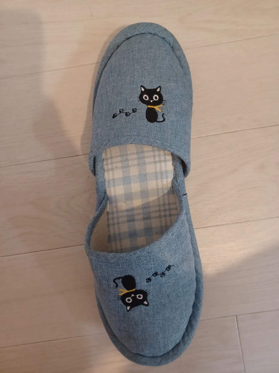 猫の刺繍 ルームシューズ スリッパ
