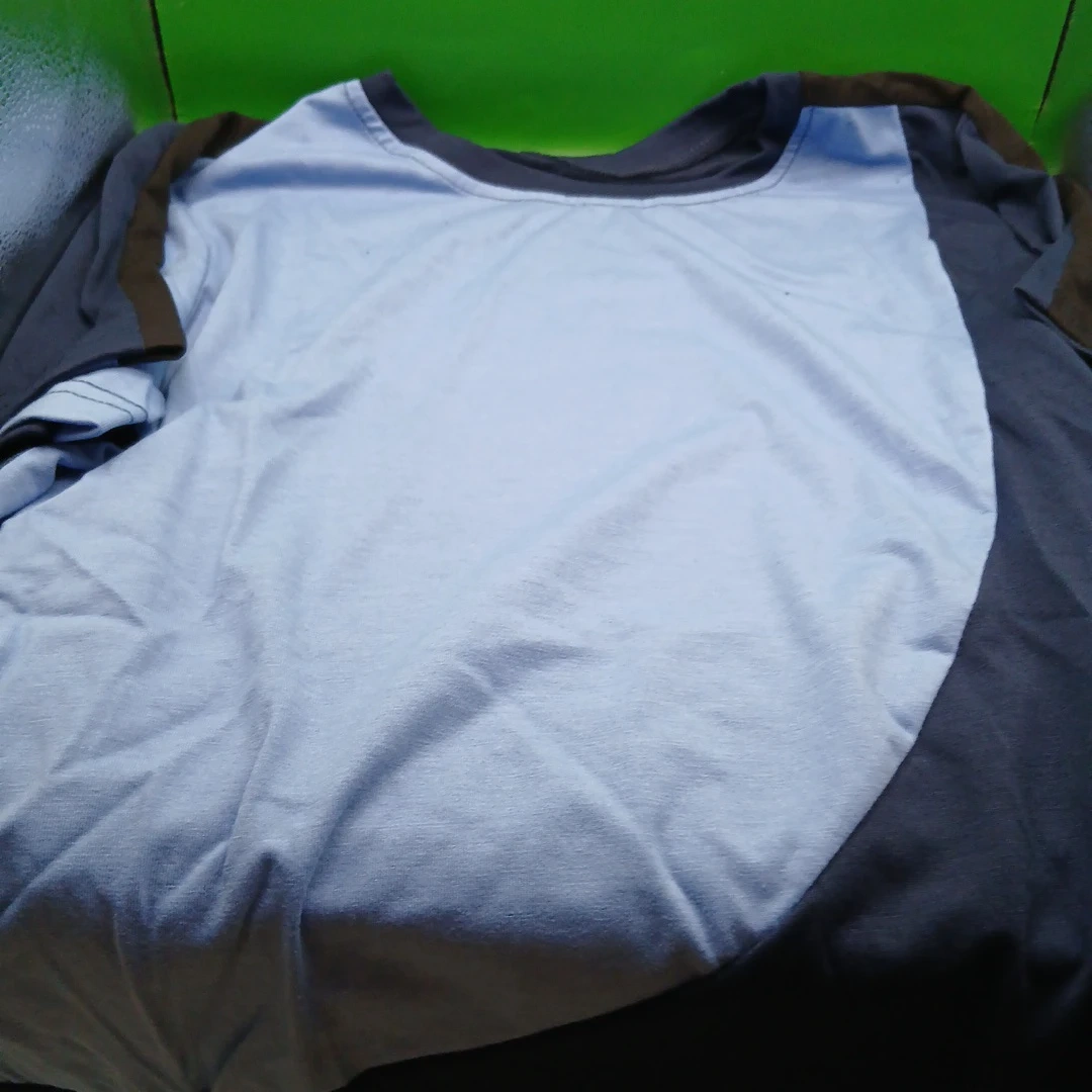 バイカラー クルーネックTシャツ