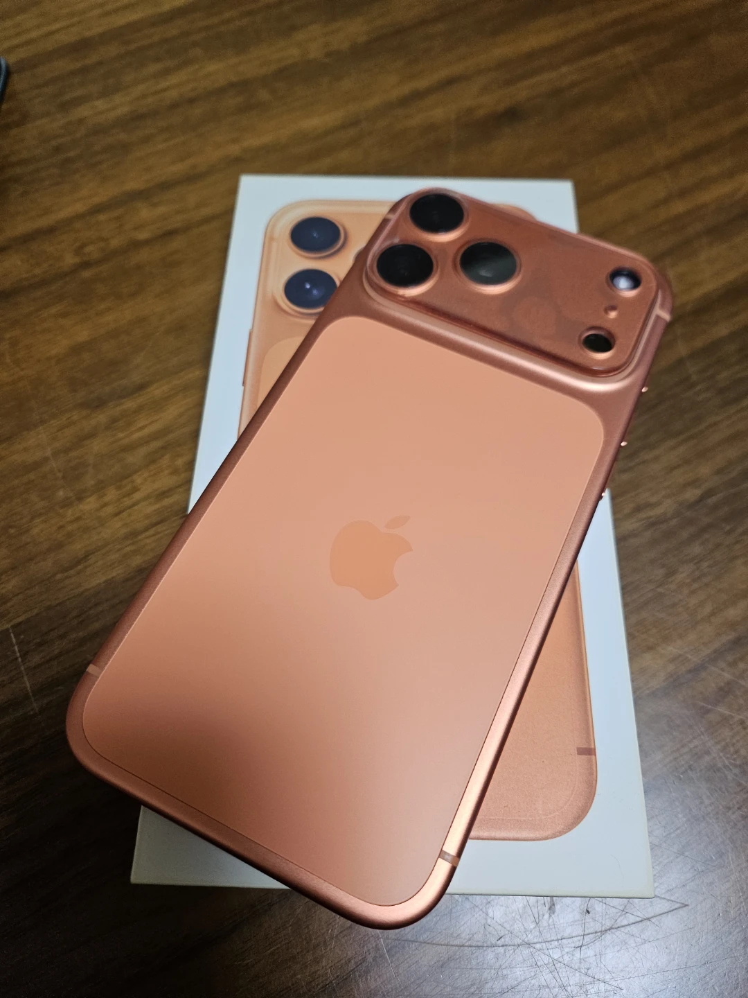 ◽新品同様◽iPhone17Pro MAX ◽256GB ◽コスミックオレンジ◽バッテリー100％