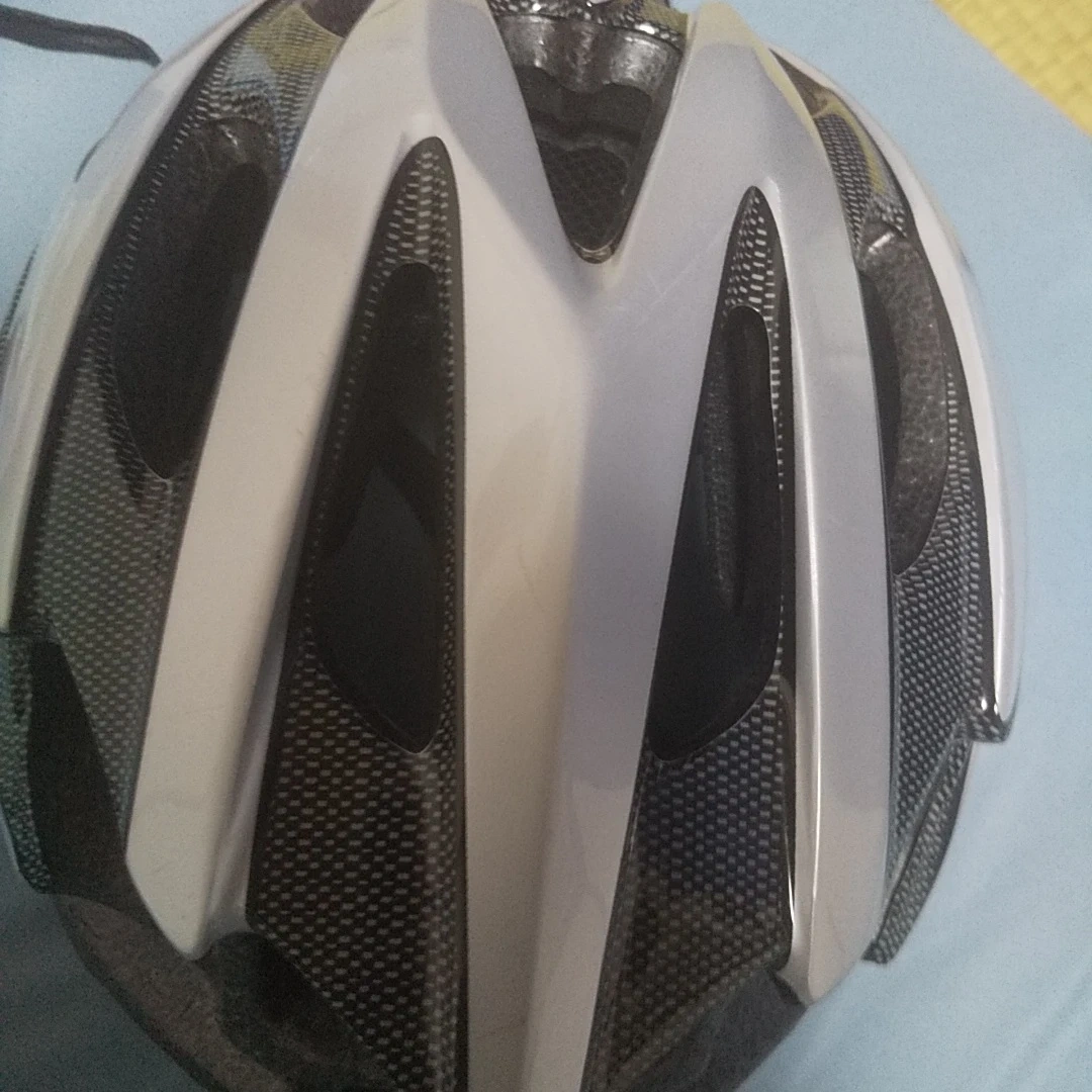 サイクリング用ヘルメット