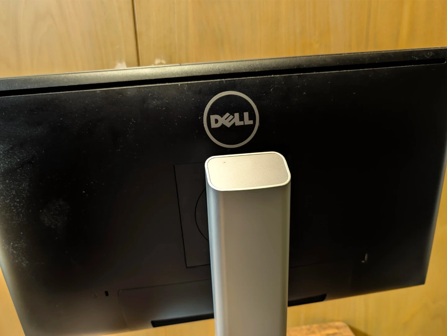 DELLディスプレイ U2414Hbの写真3枚目