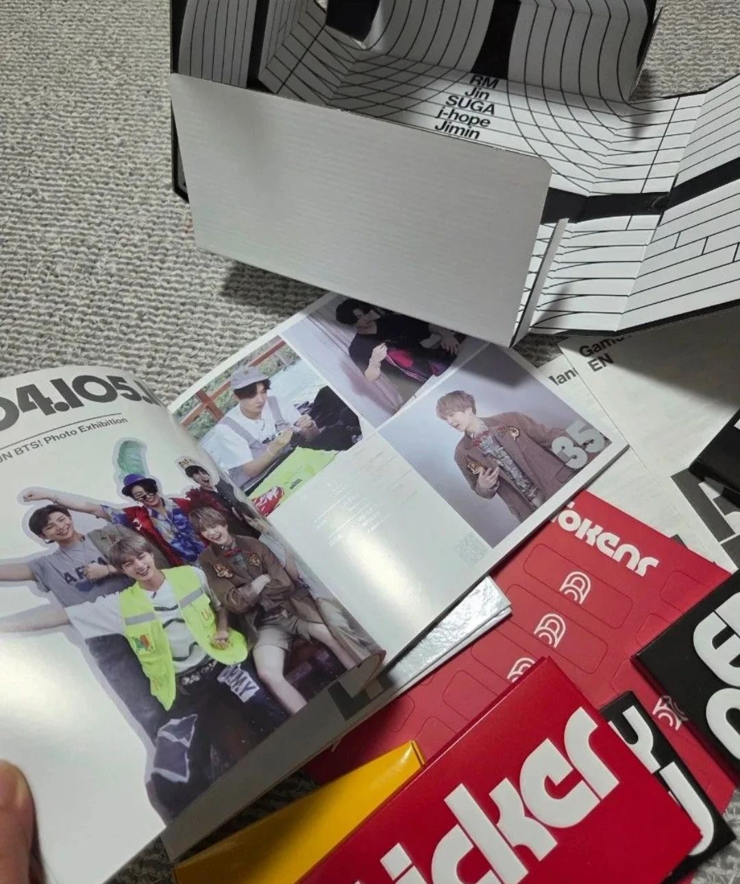 BTS RUN POLY 防弾少年団 フォトブック ボードゲームの写真2枚目