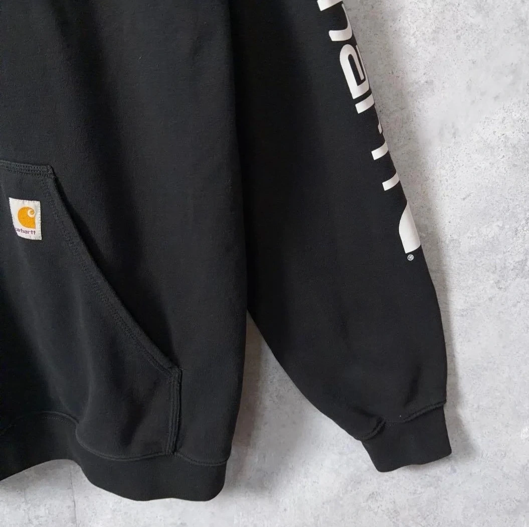 Carhartt パーカー ブラック 袖ロゴ XLの写真4枚目